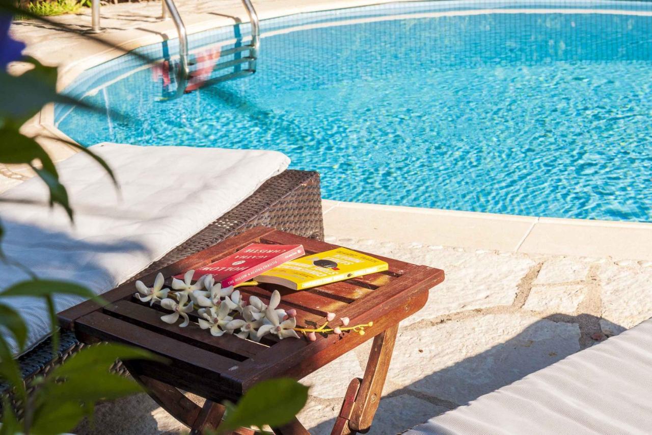 Mounty Island Villas Avra-Calma Lazaráta Екстериор снимка