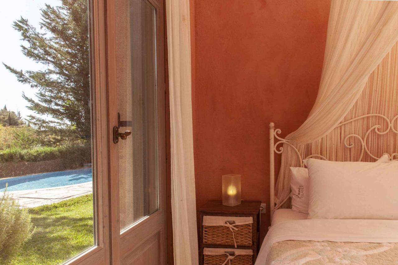 Mounty Island Villas Avra-Calma Lazaráta Екстериор снимка